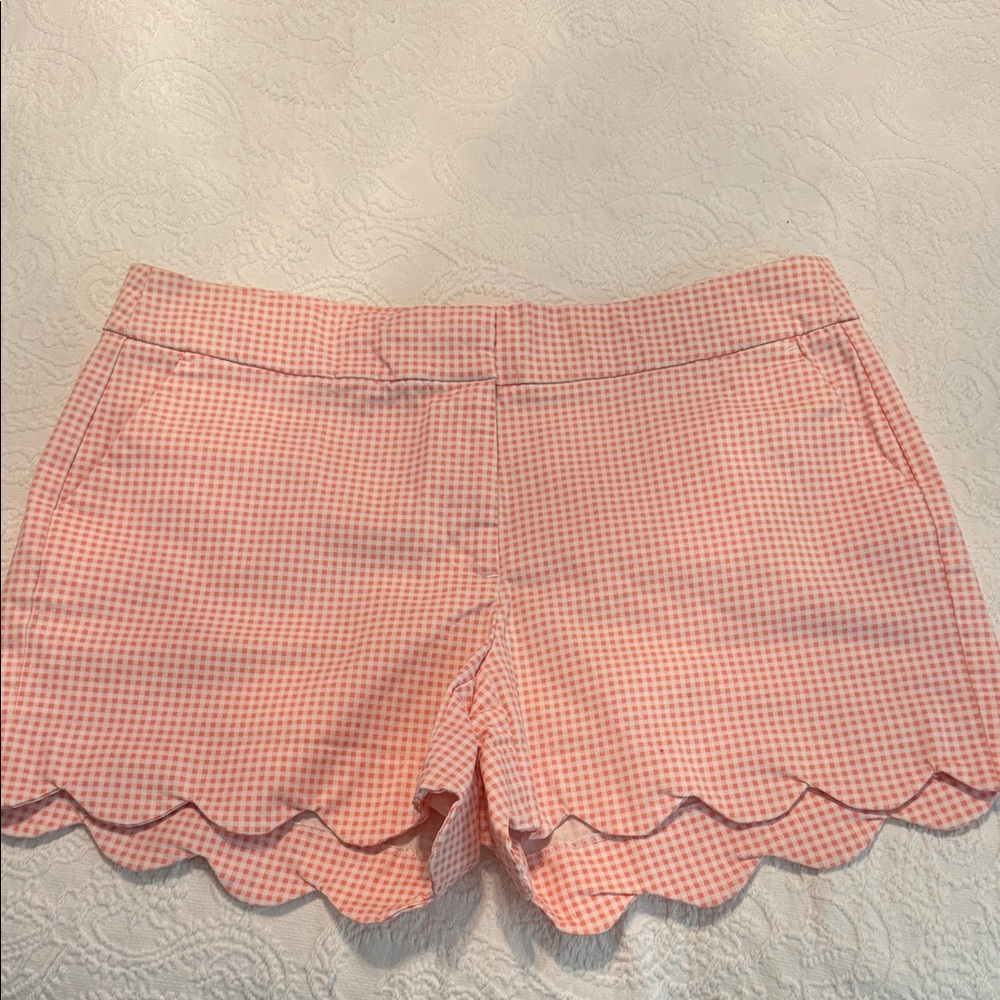 NWOT Crown & Ivy Pink Checkered Scalloped High Waist Shorts